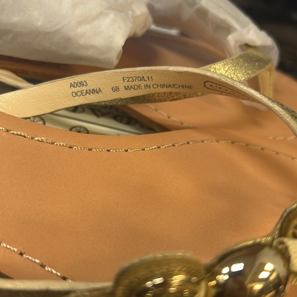 Coach Oceanna Flip Flop - Picture 5 of 6
